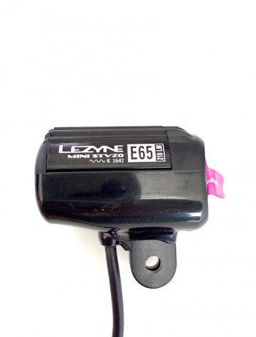 Lezyne Mini E65 koplamp